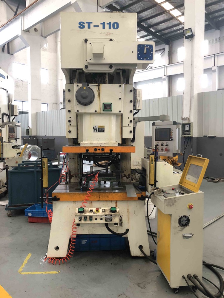 Aluminum bus bar punching
